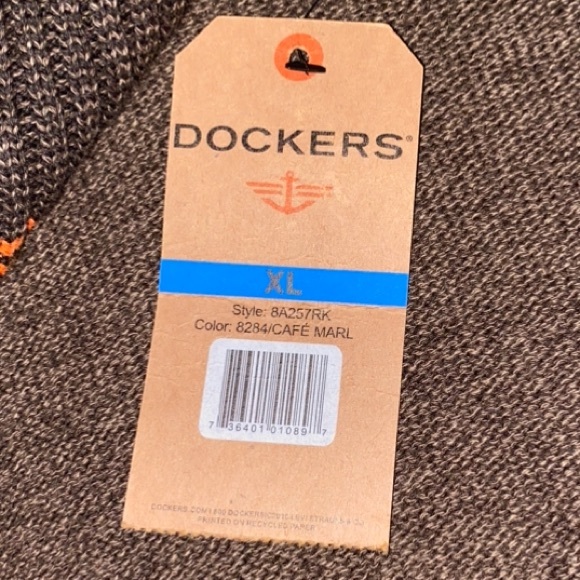 Dockers full zip sweater. - Picture 3 of 6